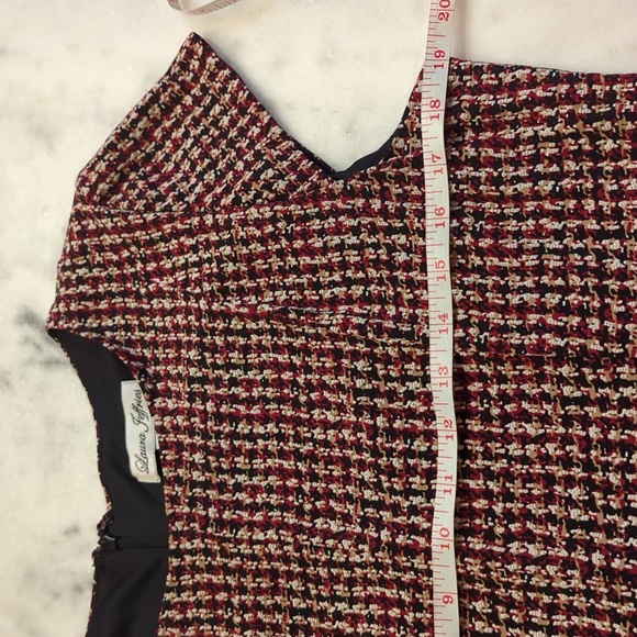 Laura Jeffries A Line fit&flare Dress, cap sleeves hidden zipper Size 12 - Picture 7 of 10